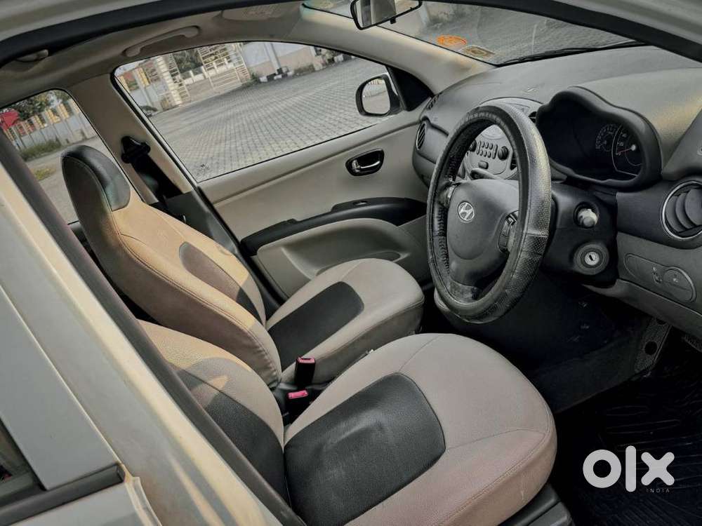 Hyundai I10 Asta At, 2012, Petrol