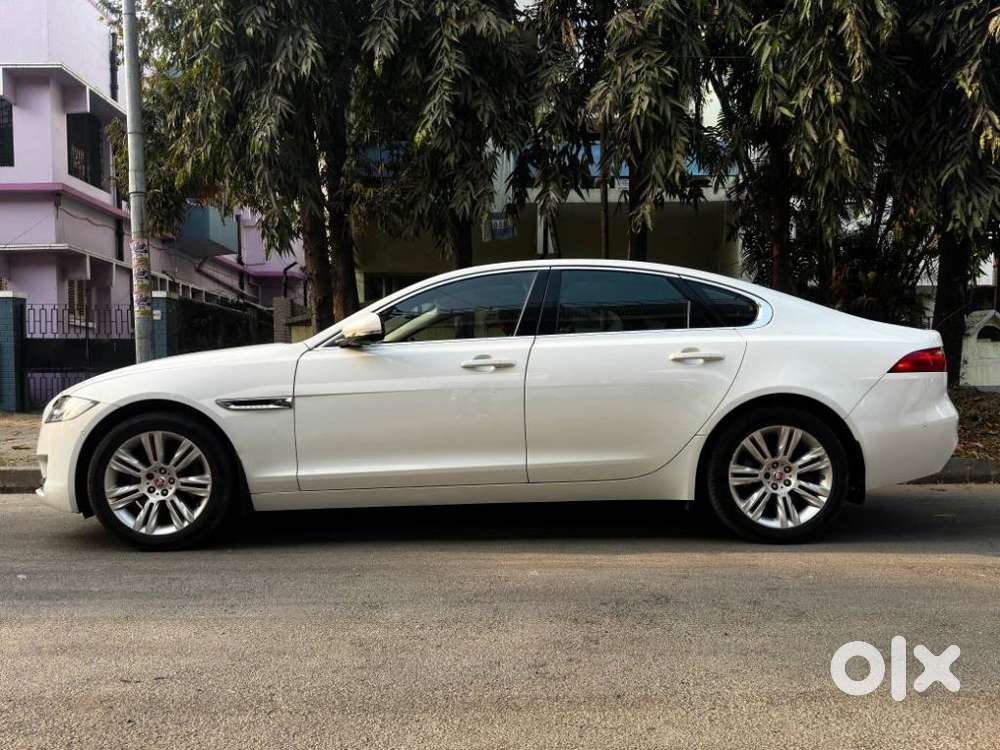 Jaguar Xf 2.0 Diesel Portfolio, 2017