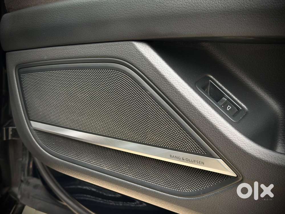 Audi A8 L Celebration Edition, 2023, Petrol