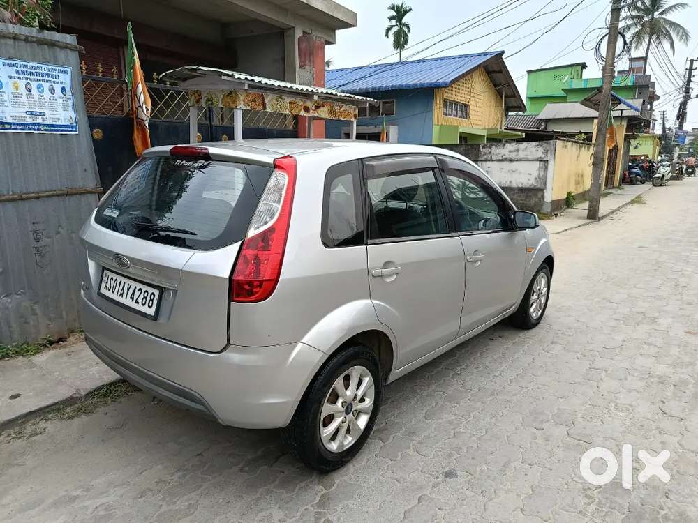 Ford Figo 2012 Petrol 53000 Km Driven