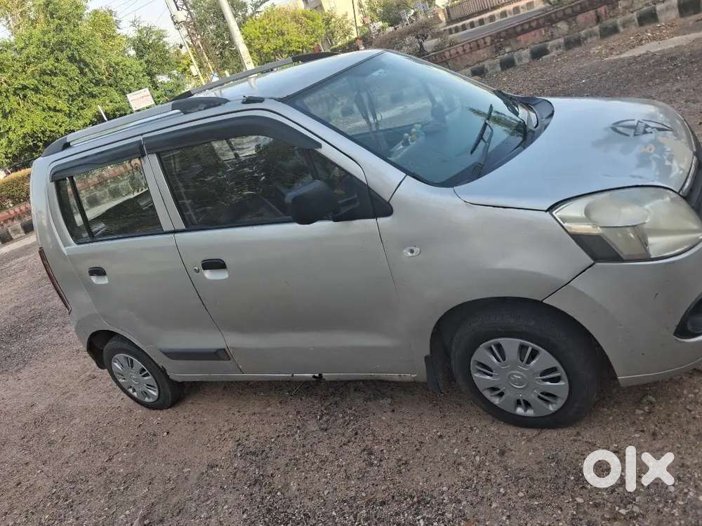 Gaadi Main Led Or Back Camera Laga Hua Hai Bettry New Power Steering