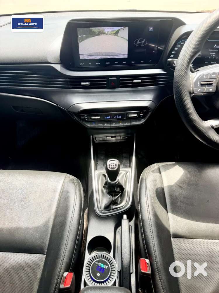 Hyundai I20 Asta (o) 1.2 Mt, 2023, Petrol