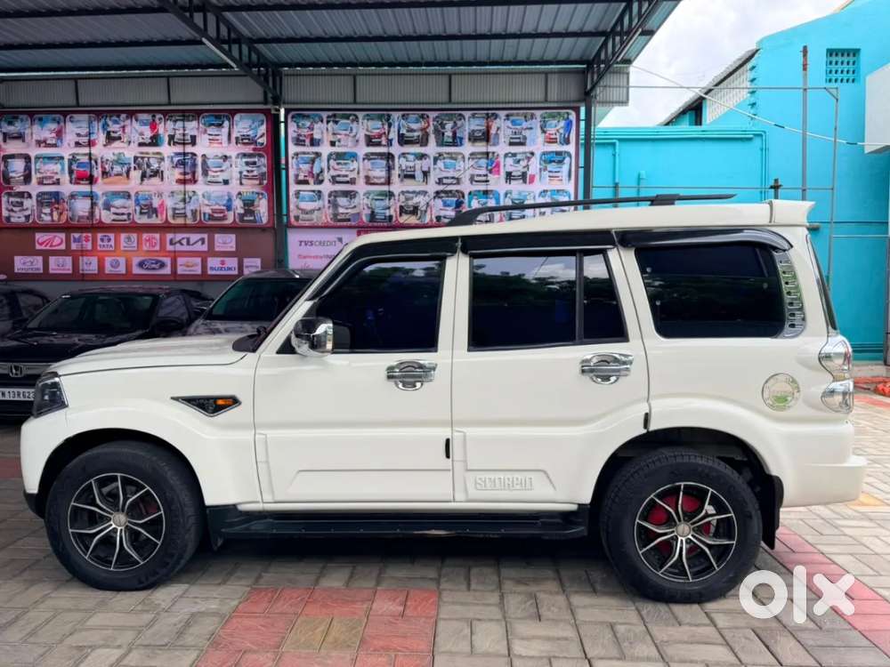 Mahindra Scorpio, 2015, Diesel