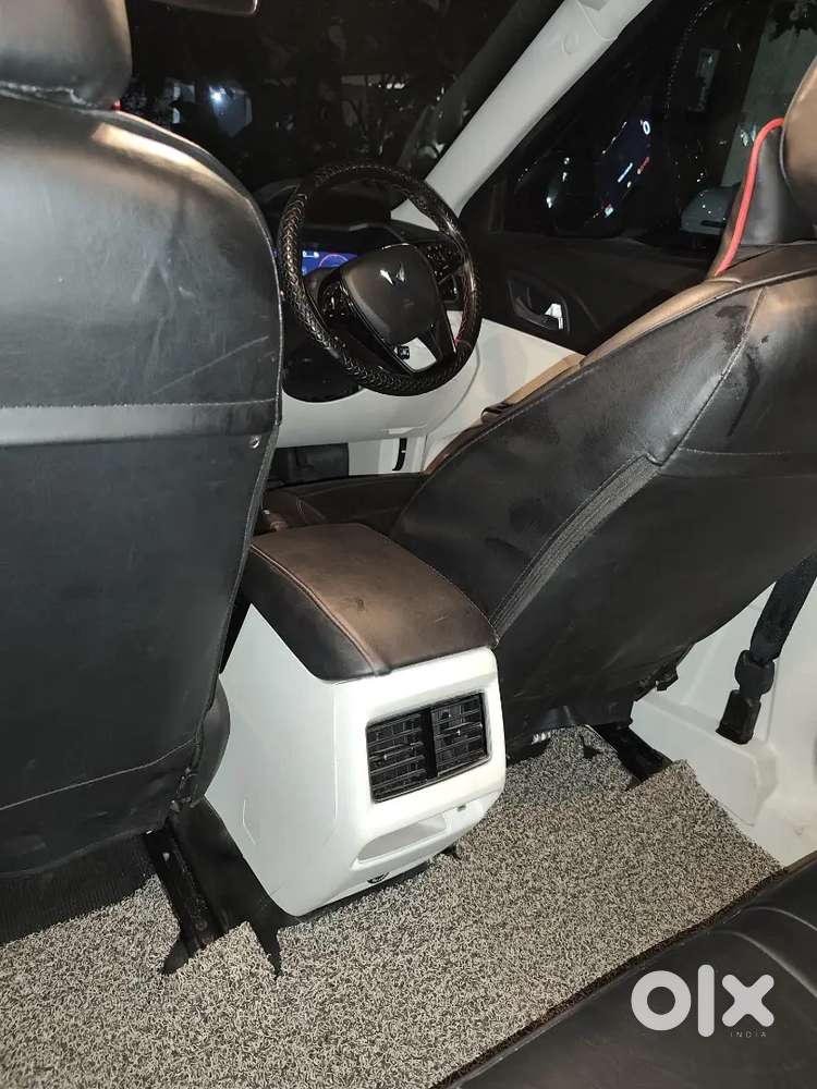 Mahindra Xuv 3xo 2024 Petrol 23000 Km Driven