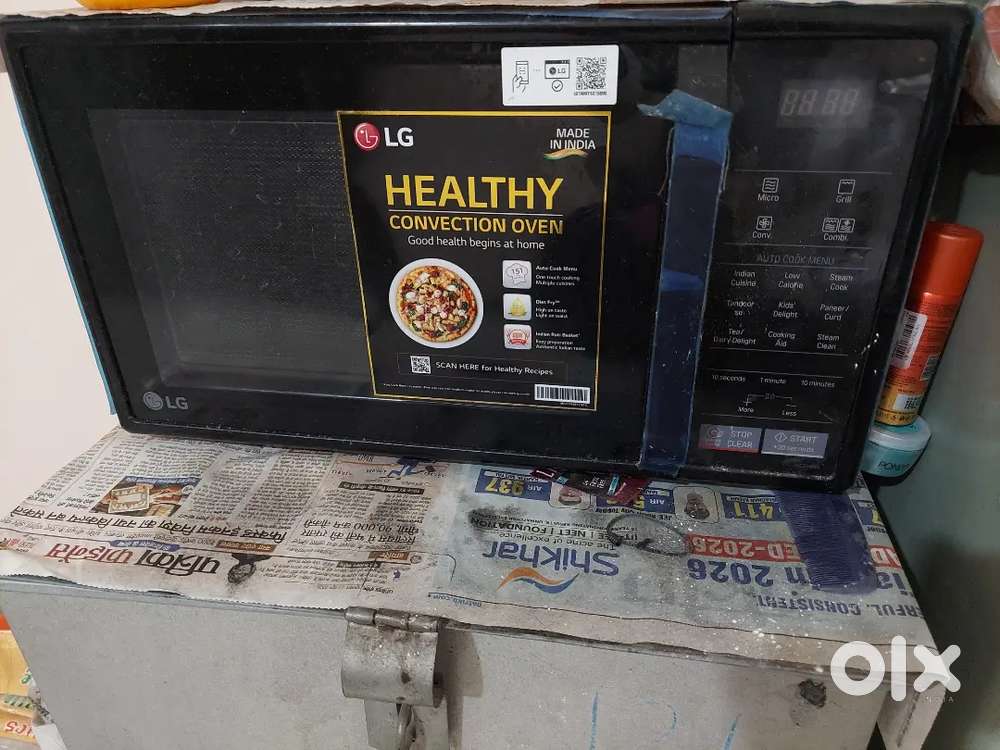 Ek dum new hai or under warranty hai abhi.