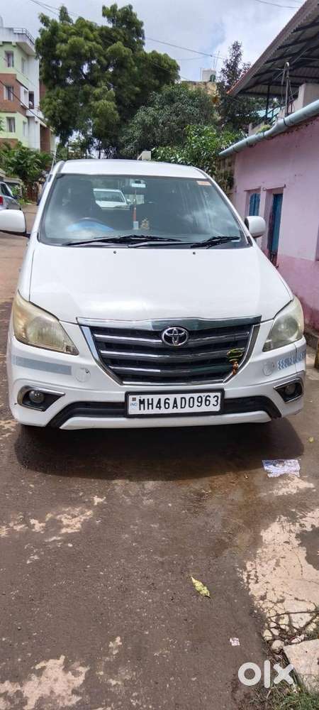 Toyota Innova Diesel 2015