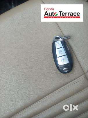 Maruti Suzuki Swift Dzire Lxi, 2015, Petrol