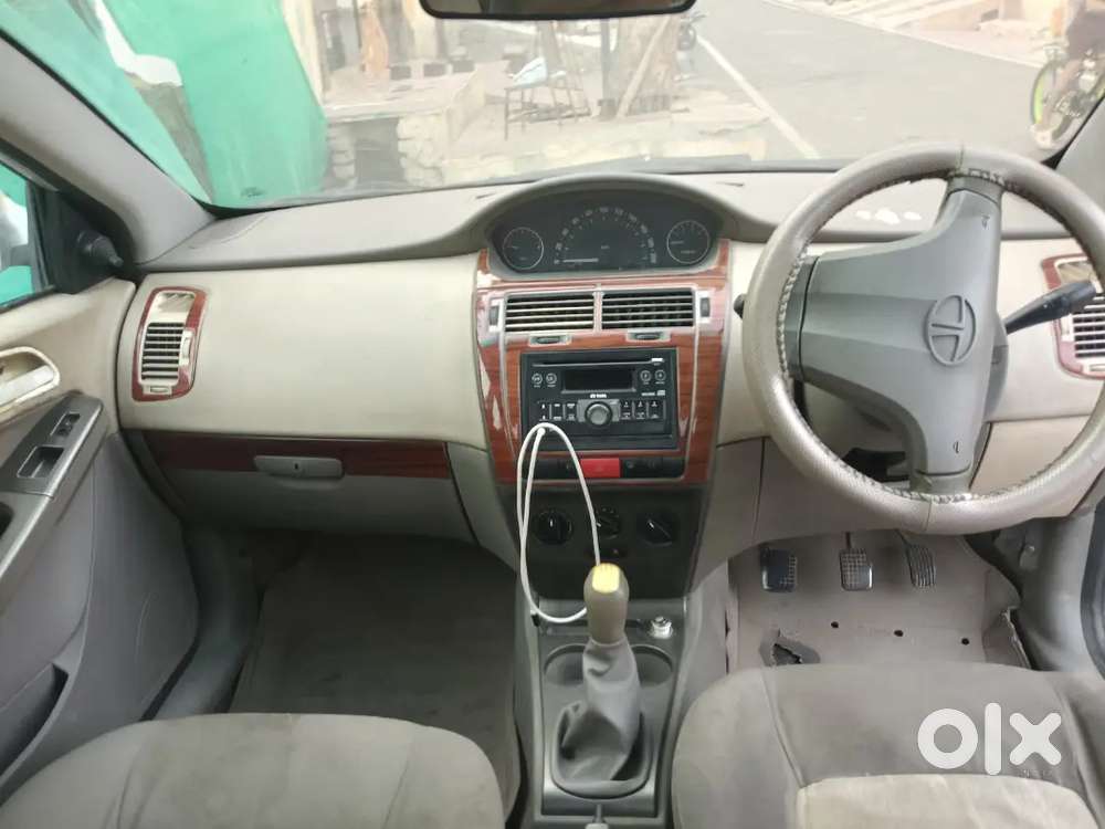 Tata Indica Vista Aqua 2010