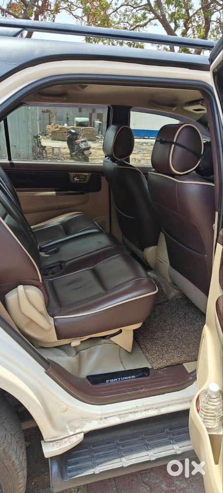 Toyota Fortuner 2015 Diesel Well Maintained