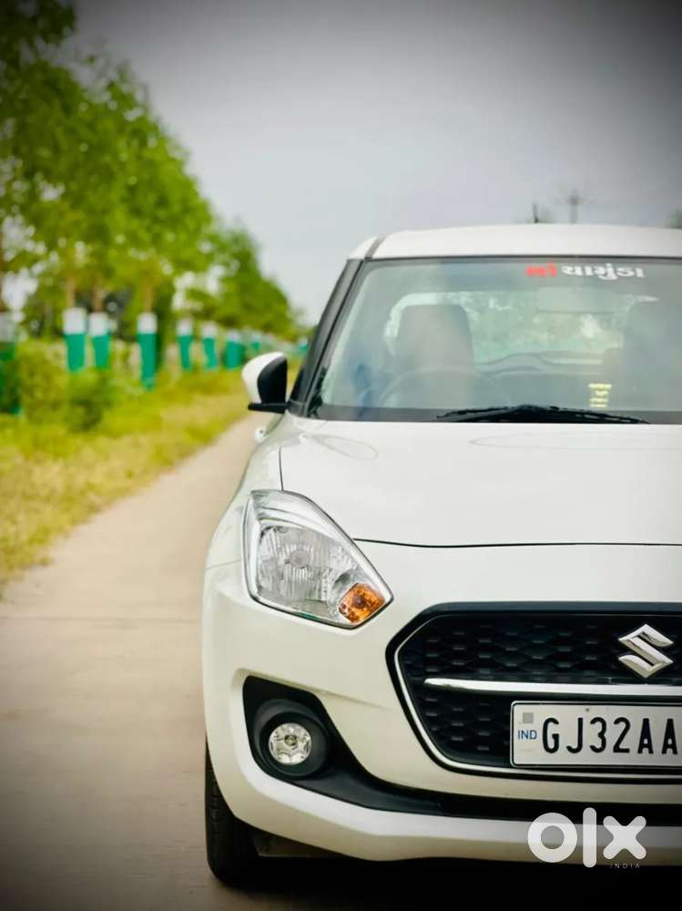Maruti Suzuki Swift 1.3 Zxi, 2023, Petrol