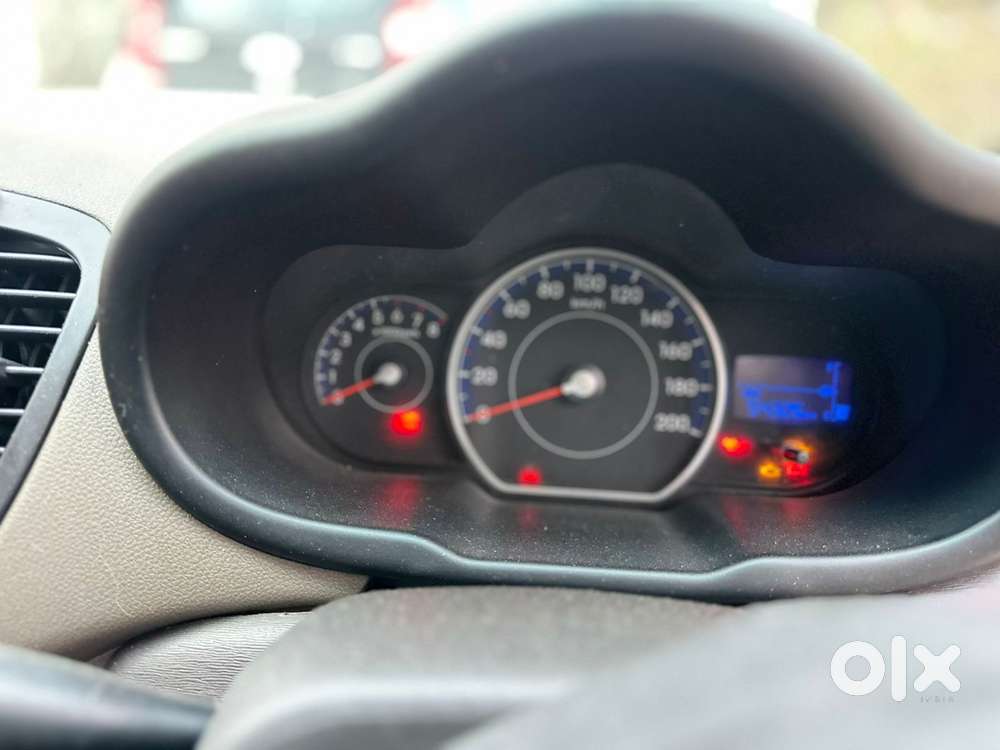 Hyundai I10 Magna O, 2013, Petrol