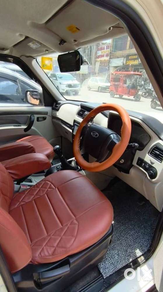 Mahindra Scorpio S8, 2015, Diesel