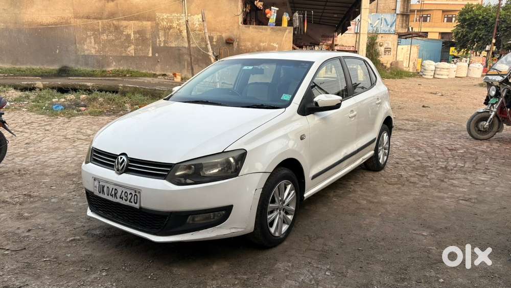 Volkswagen Polo Petrol Manual 2014
