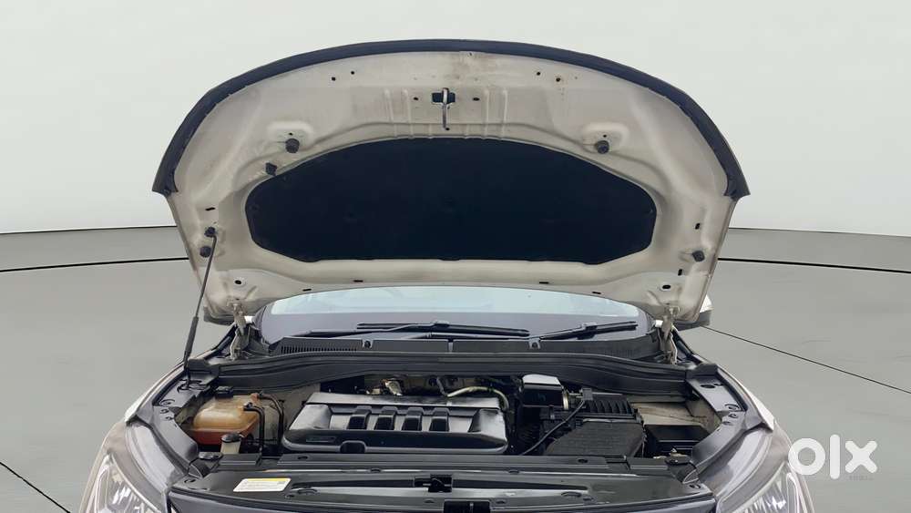 Mahindra Xuv700 2.2 Ax 7 Diesel At Str Awd, 2023, Diesel