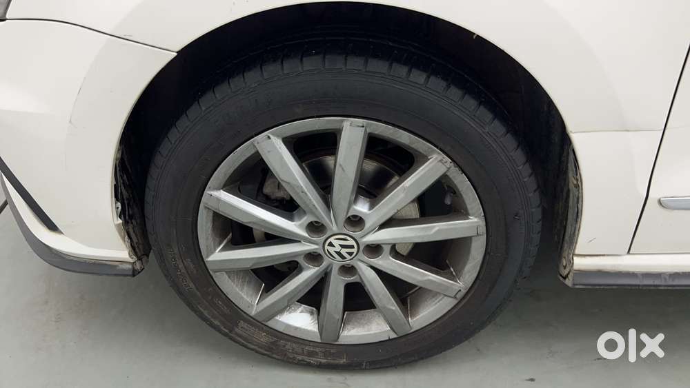 Volkswagen Vento Tsi, 2021, Petrol