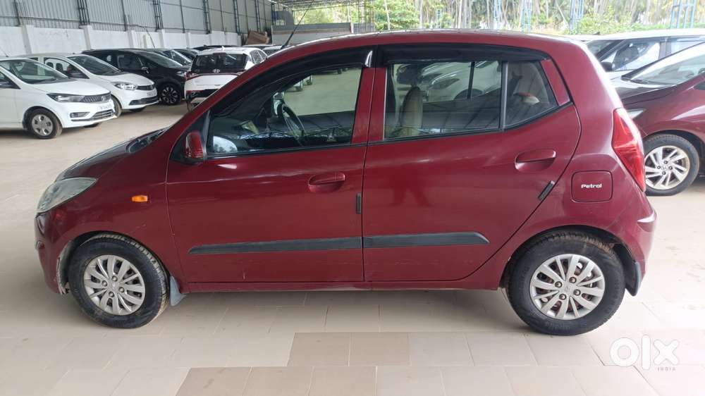 Hyundai I10 Sportz, 2014, Petrol