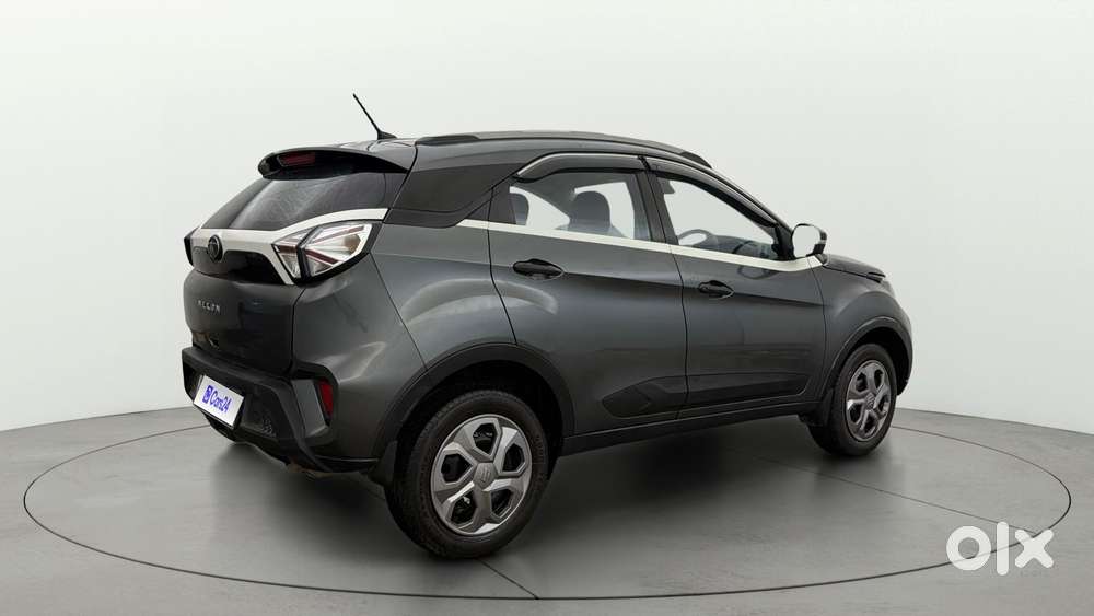 Tata Nexon 1.2 Revotron Xm (s), 2023, Petrol