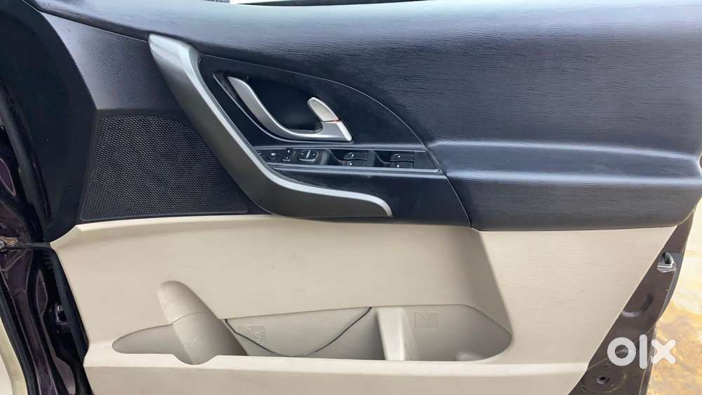 Mahindra Xuv500 2.2 W10, 2017, Diesel