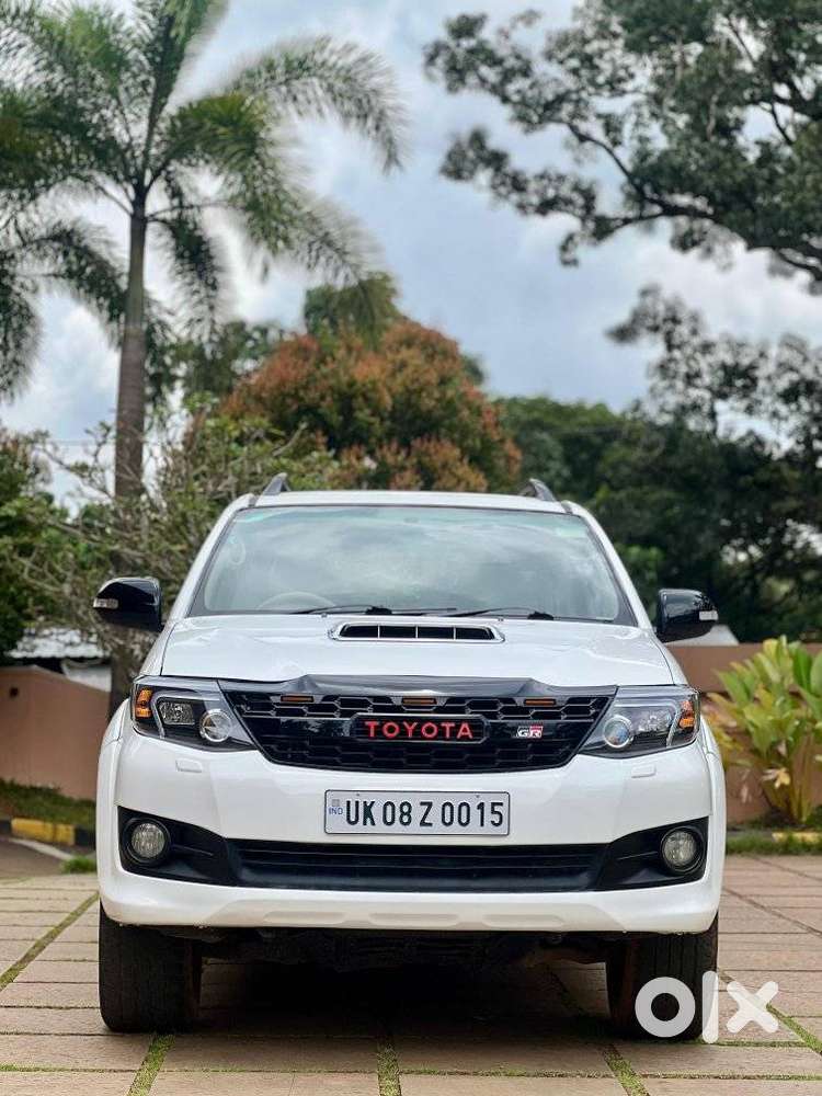 Toyota Fortuner 3.0 4x4 Manual, 2012, Diesel