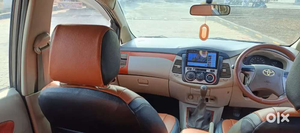 Toyota Innova 2.5 G1 2012
