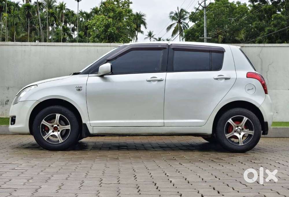 Maruti Suzuki Swift Vdi Optional, 2011, Diesel