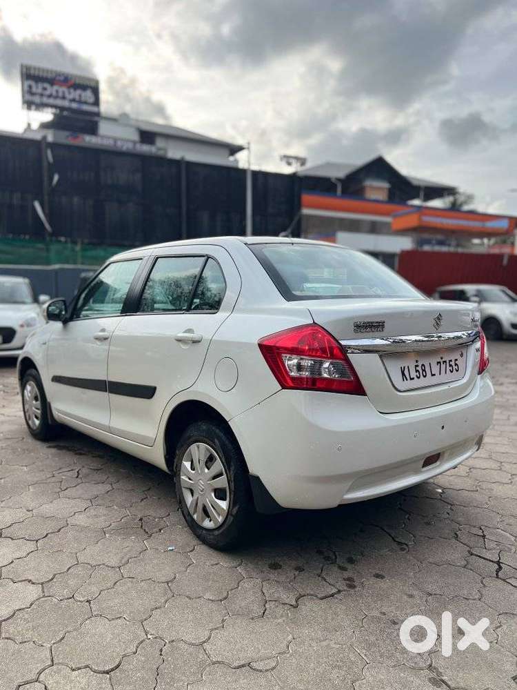 Maruti Suzuki Swift Dzire Vxi Optional, 2013, Petrol