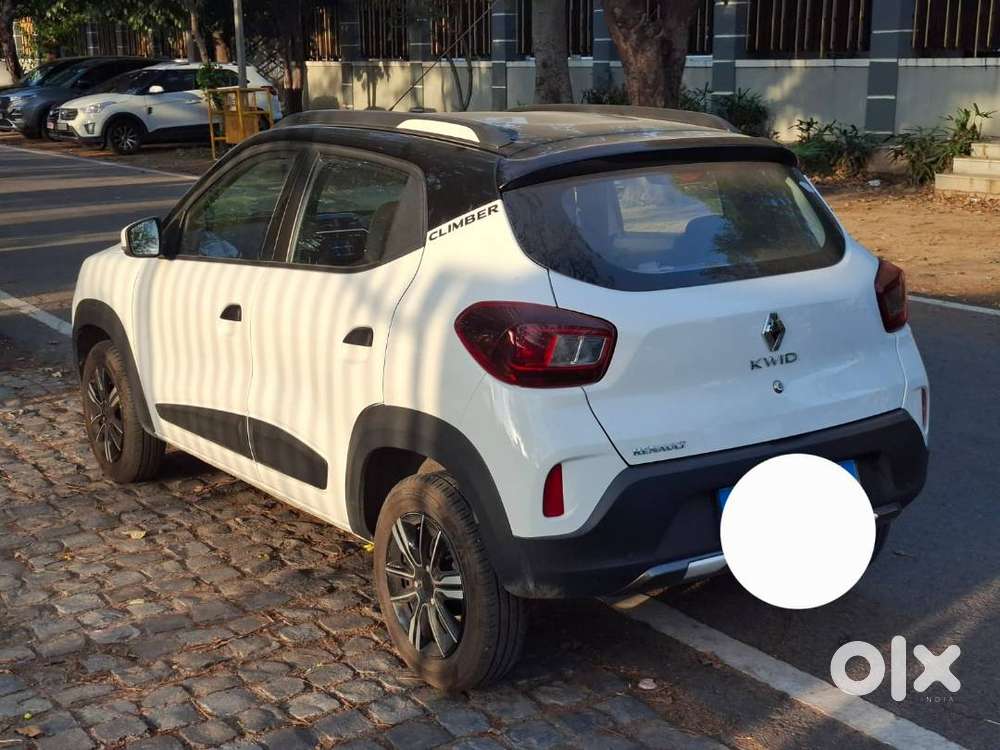 Renault Kwid 2023 Petrol Atm 8600 Km Driven