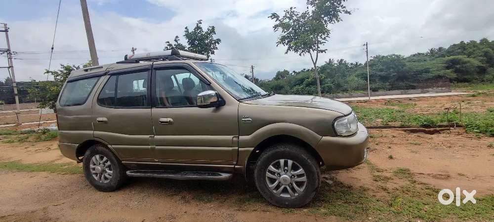 Tata Safari 2012