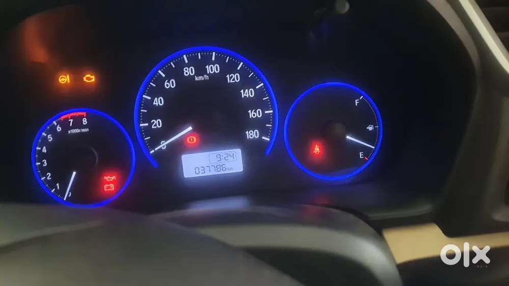 Bilkul Saf Gadi H Koi Kmi Nhi