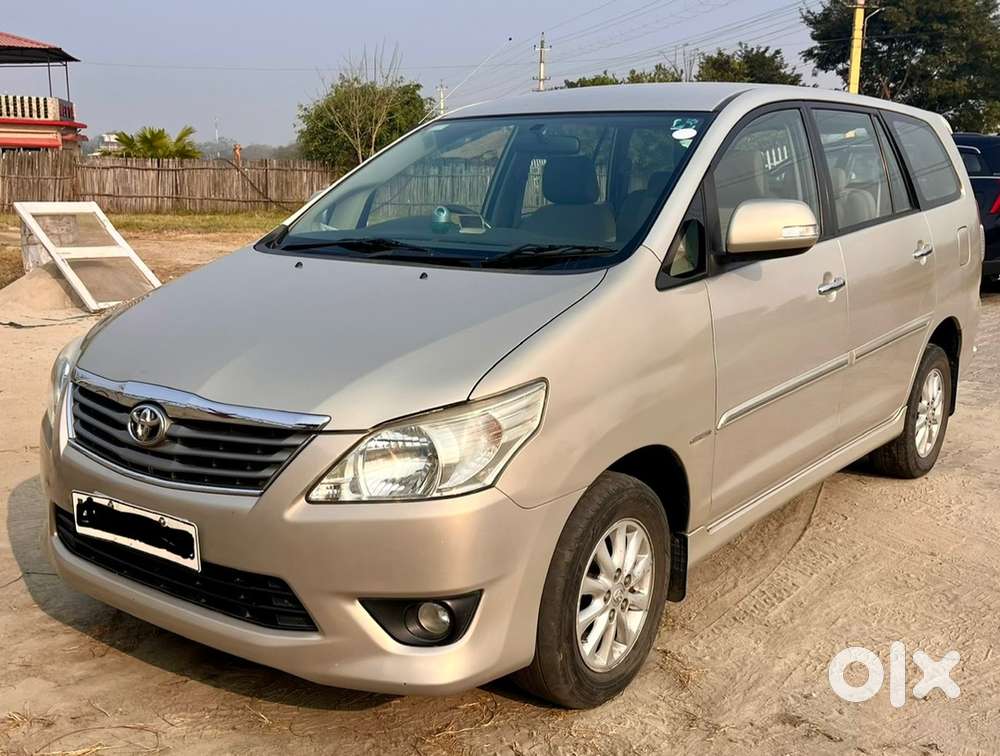 Toyota Innova 2.5 Vx (top-end) Diesel  2012  Chandigarh Registration