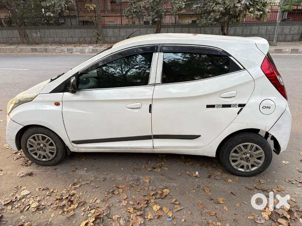 Hyundai Eon 2012 Cng & Hybrids 90000 Km Driven