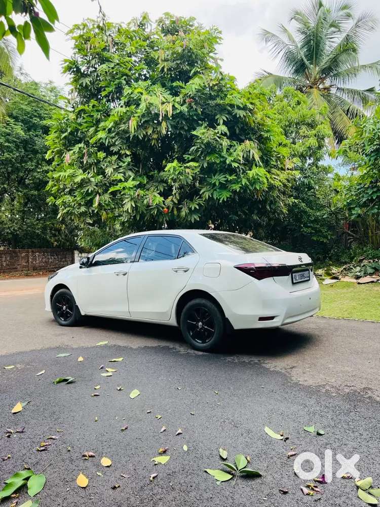 Toyota Corolla Altis 2014