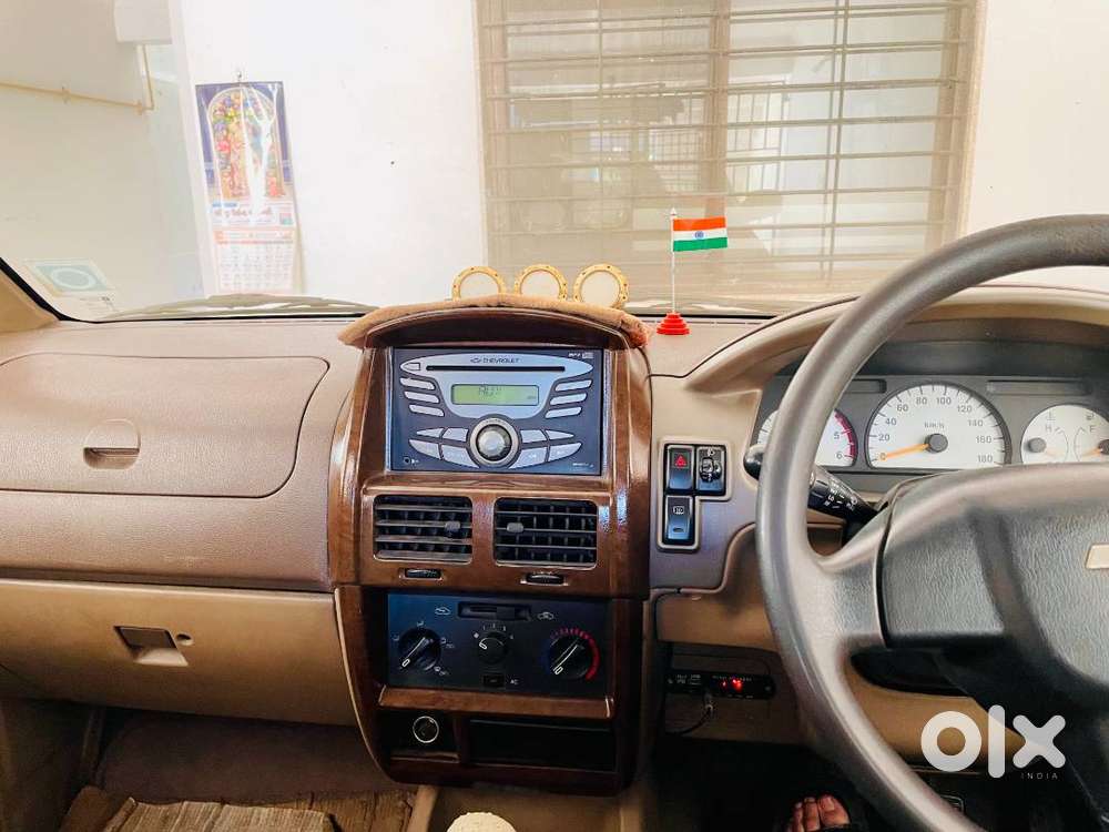 Tavera Private Passing Car
