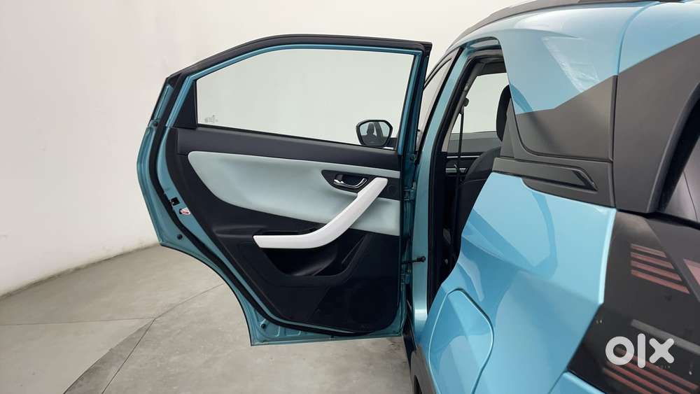 Tata Nexon Creative 1.2 Revotron Petrol 6 Mt, 2023, Petrol