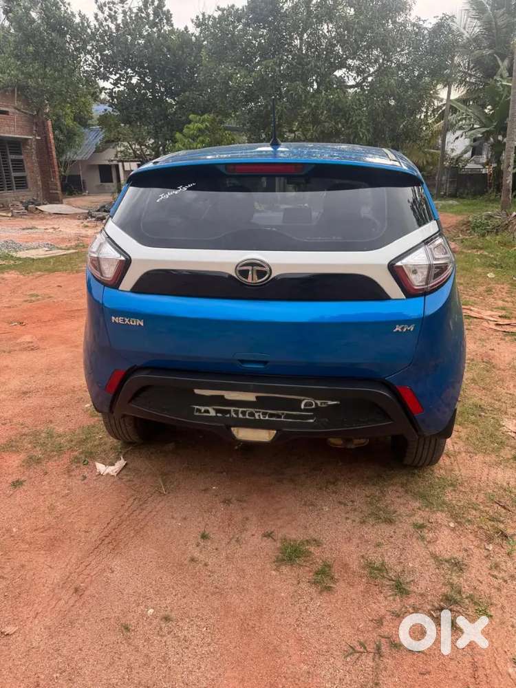Tata Nexon Petrol Manual 2019 Car. Good Condition. New Battery.