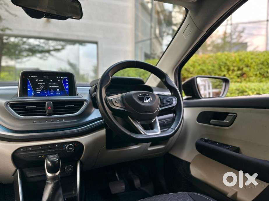 Tata Altroz 1.2 Xza Plus, 2024, Petrol