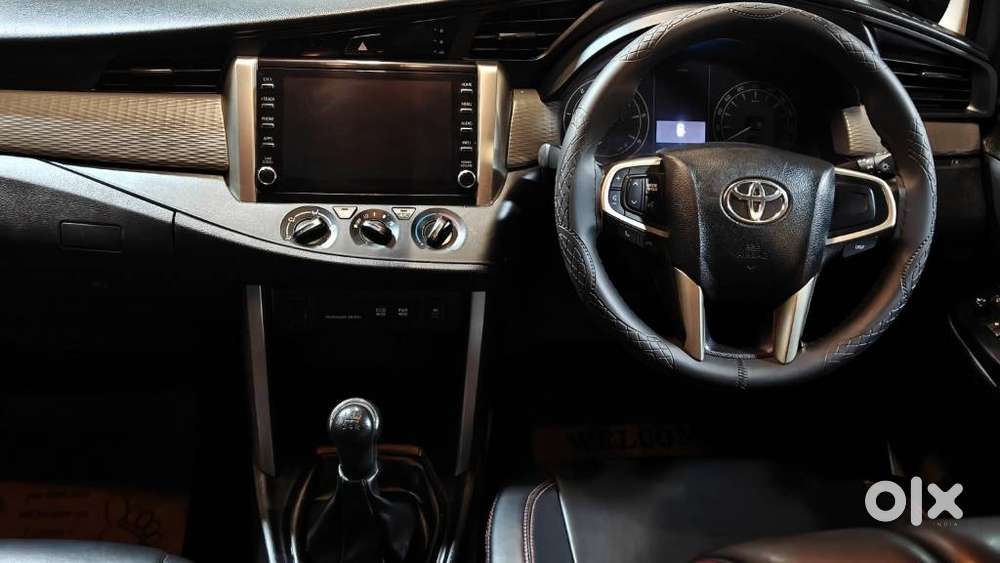 Toyota Innova Crysta 2.4 G Mt, 2022, Diesel