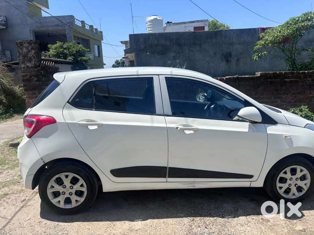Hyundai I10 Car For Rs 2 Lac 50 Thousand