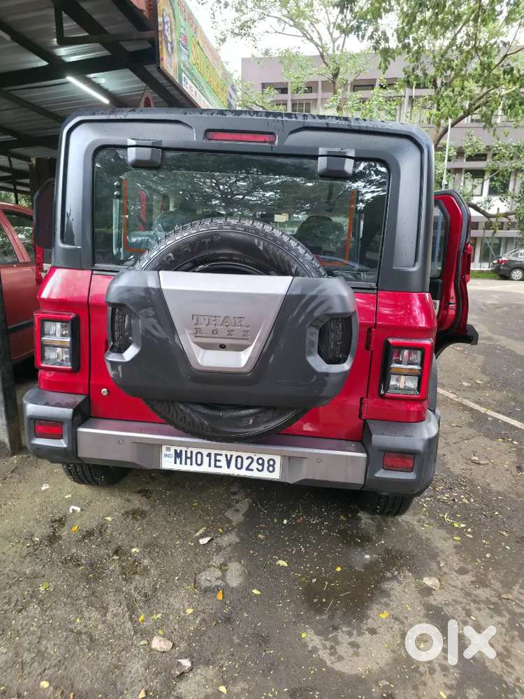 Mahindra Thar Roxx Petrol 2024