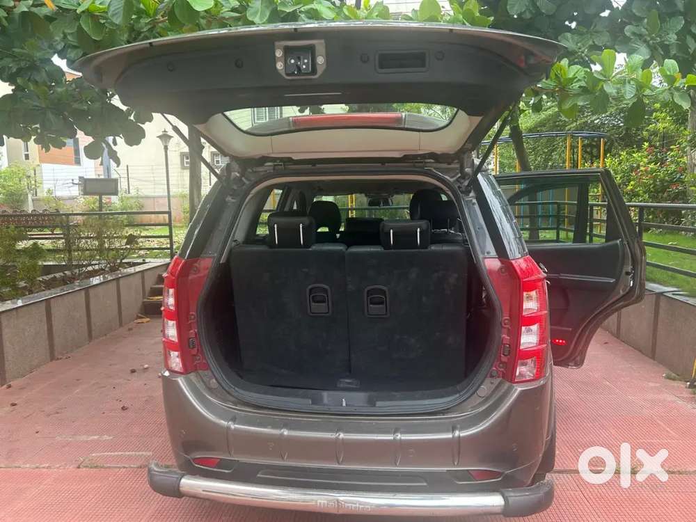 Mint Condition Xuv500 W10 At 62k Kms New Tyres New Battery