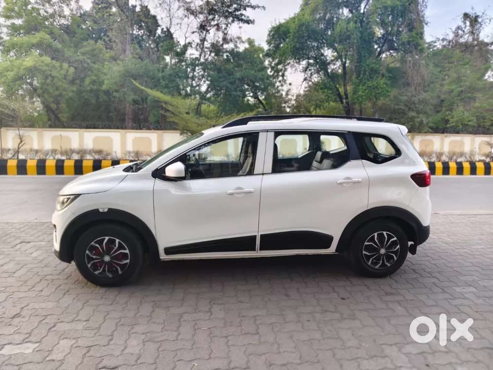 Renault Triber Rxl, 2022, Petrol