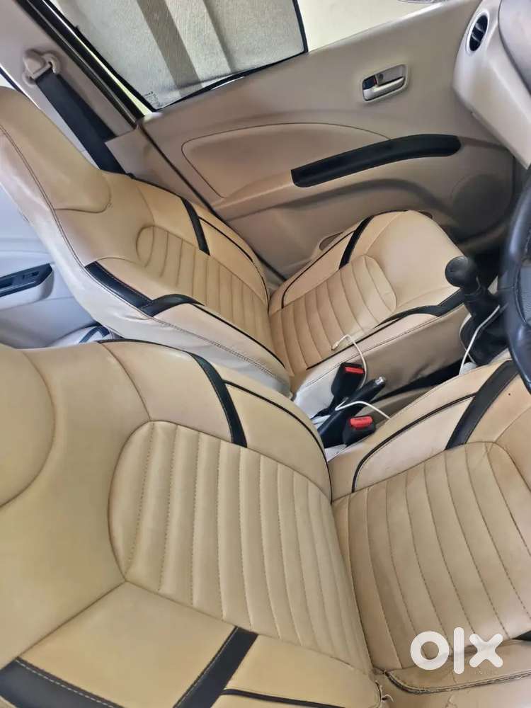 Very Good Condition. 4 Tayer New