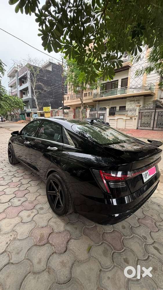 Hyundai New Verna Dec 2023 Black Petrol