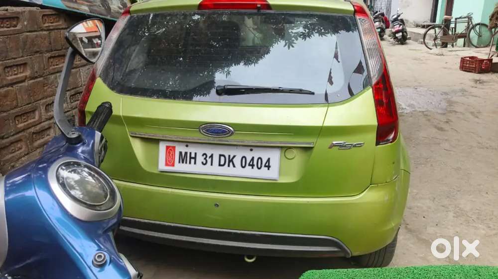 Ford Figo Petrol Titanium 2010