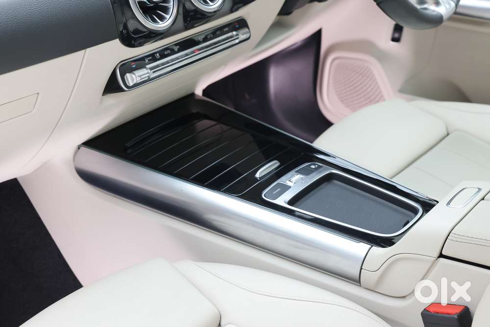 Mercedes-benz Gla 200, 2024, Petrol