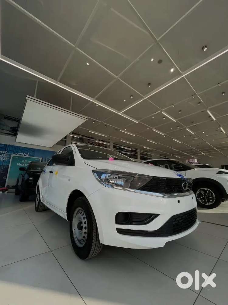 Tata Tiago Base Model 2026