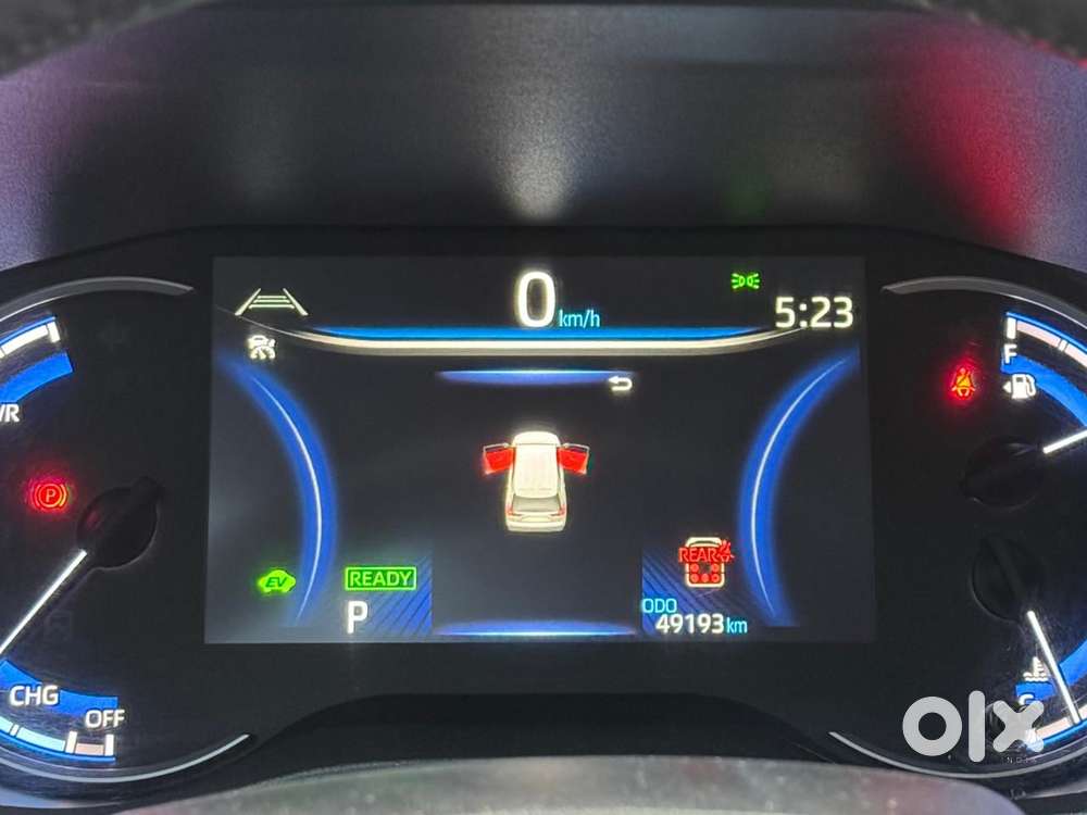 Toyota Innova Hycross 2.0 Zx (o) Hybrid 7 Str, 2024, Cng & Hybrids