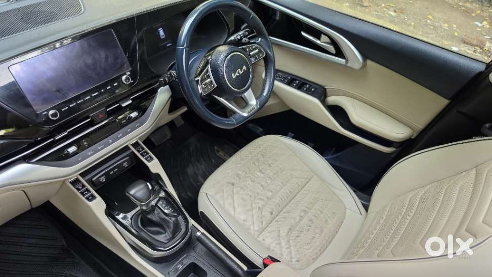 Kia Carens 1.5 Luxury Plus Turbo 6 Str, 2022, Petrol