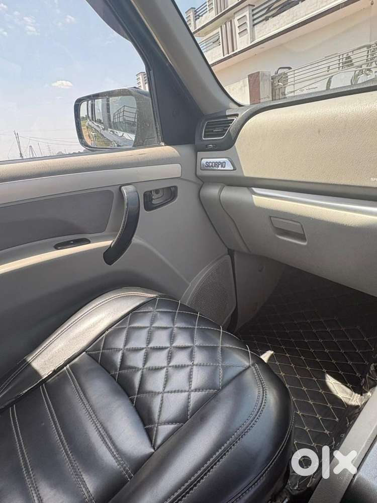 Mahindra Scorpio Classic 2015 Diesel Well Maintained
