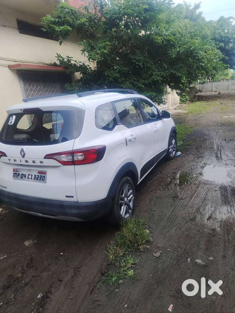 Renault Triber Rxz 2021 Petrol